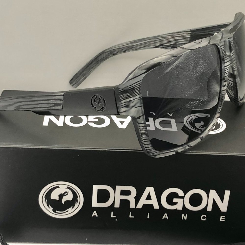 TWO PAIRS!! New Dragon Sunglasses Set - Picture 1 of 9